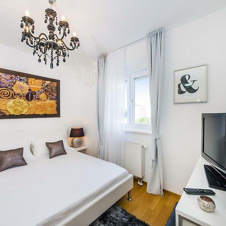 Studio Apartment K & K With Free Garage زادار المظهر الخارجي الصورة