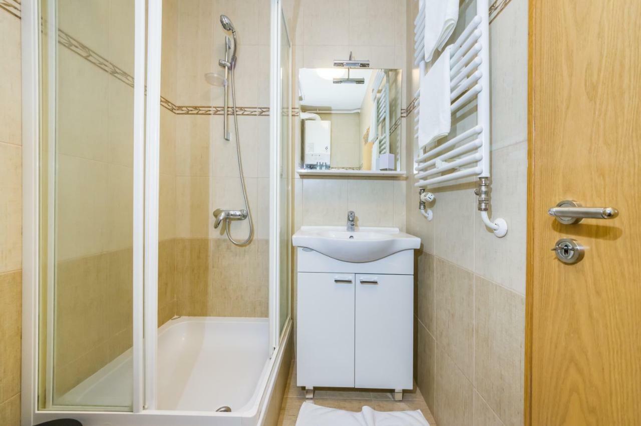 Studio Apartment K & K With Free Garage زادار المظهر الخارجي الصورة